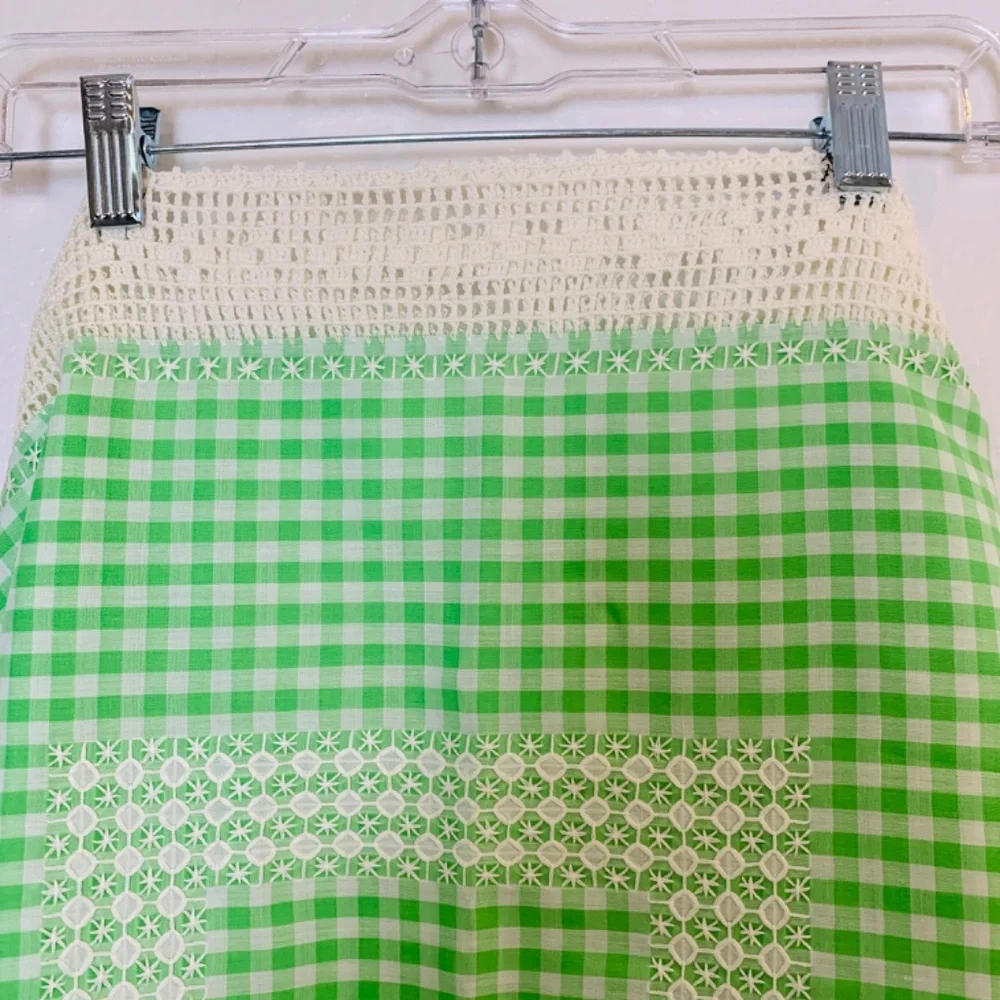 Vintage Embroidered Tablecloth Square 50' X 50